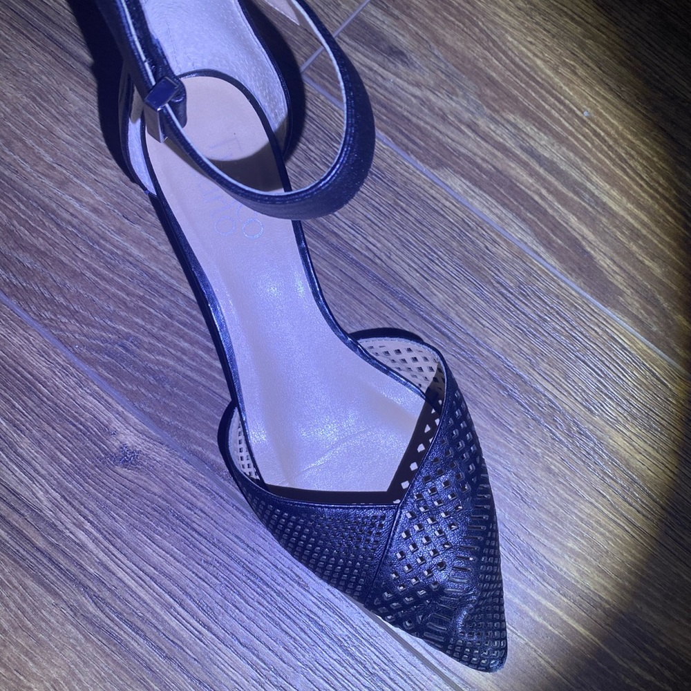 Franco Sarto Flats - Picture 2 of 7